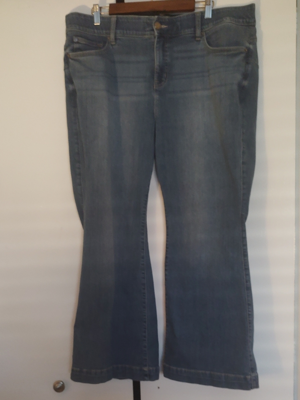 FIRST OFFER! Torrid Bombshell Flare Jeans